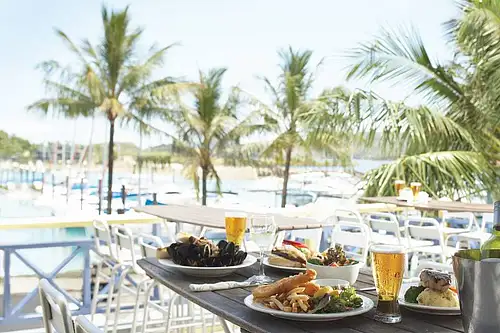 Hamilton Island Freestyle Day Trip with Lunch at Marina Tavern | Departing Airlie Beach